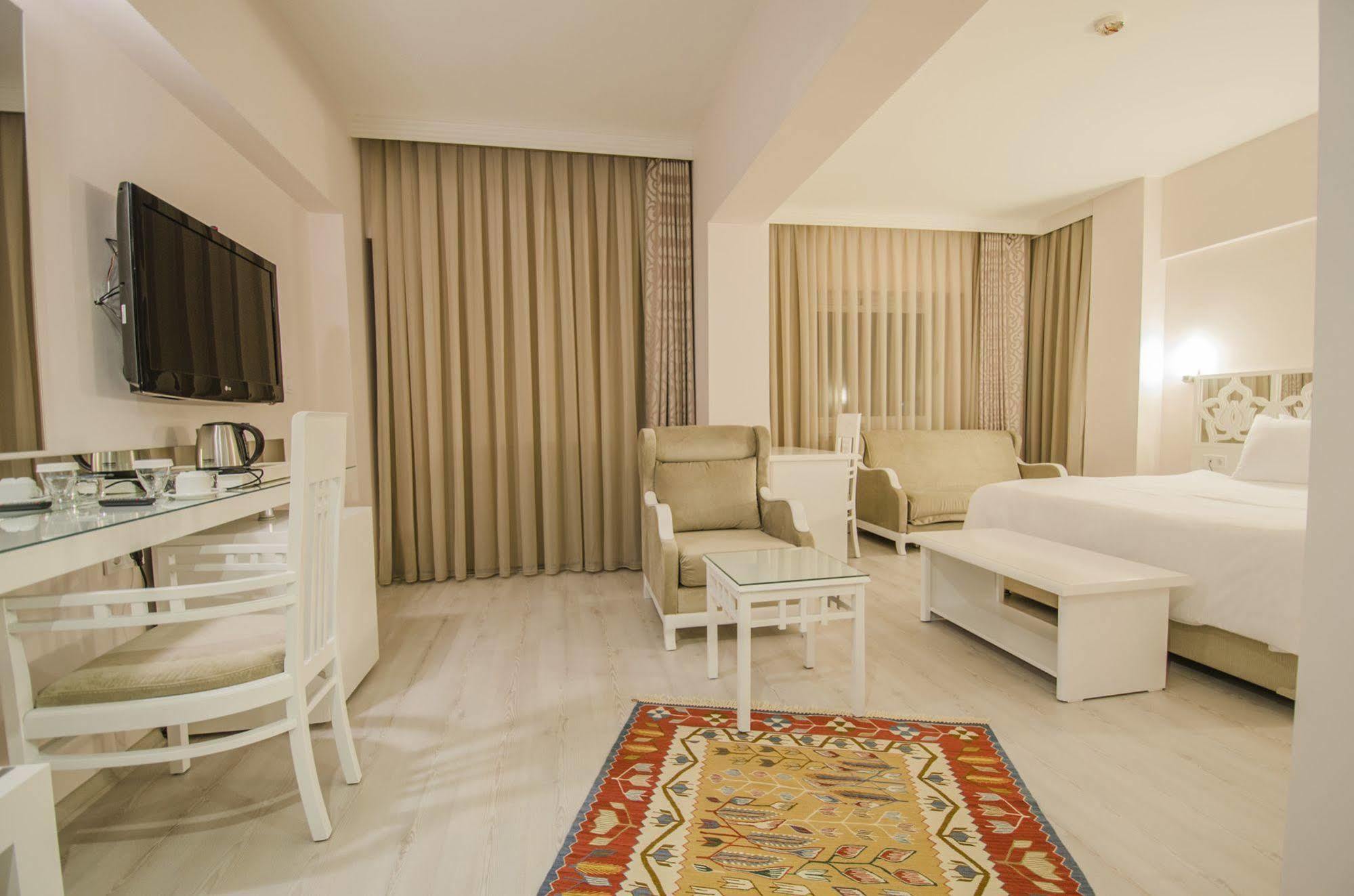 Cimenoglu Hotel เดนิซลี ภายนอก รูปภาพ